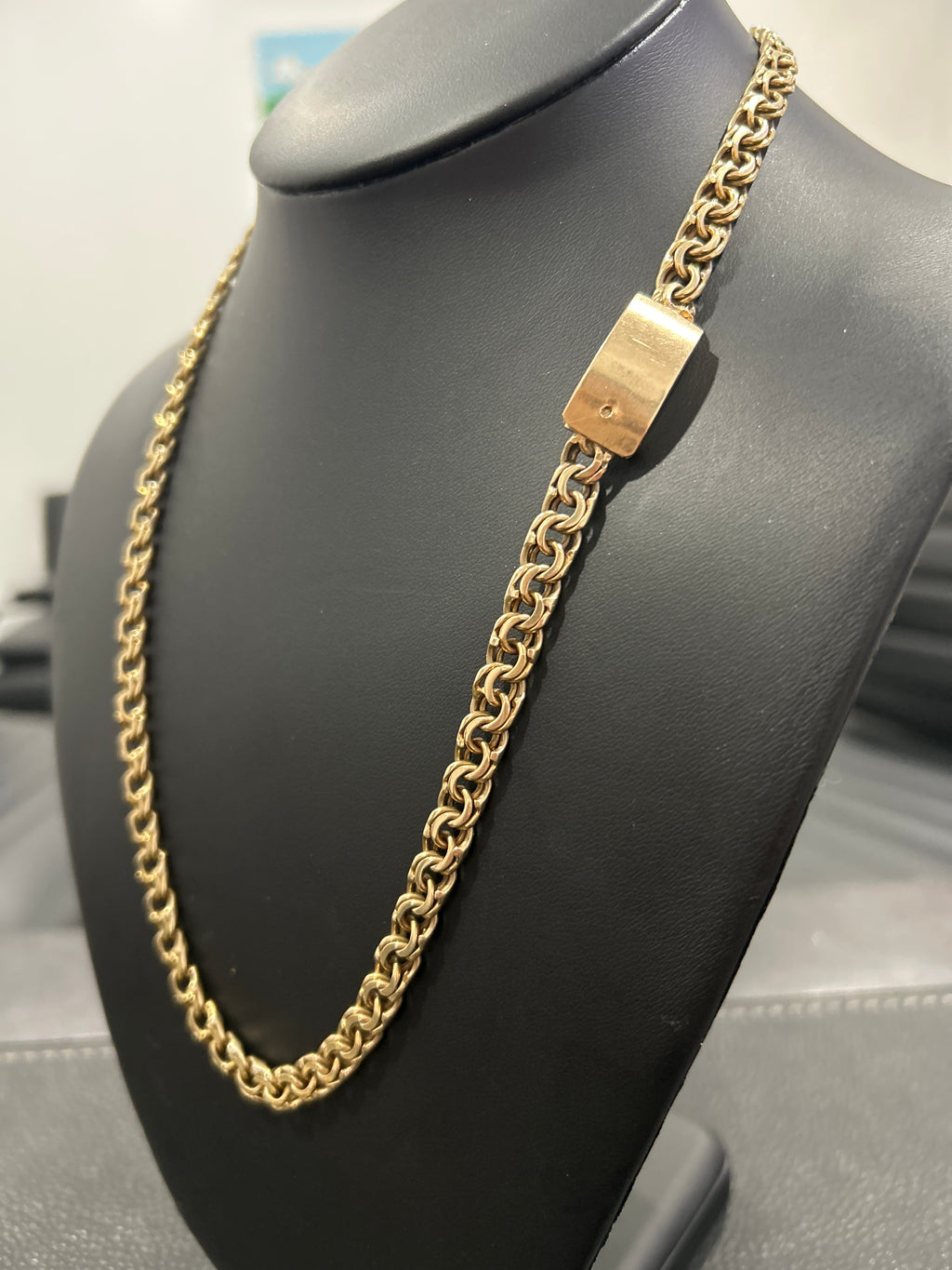 Chino link necklace