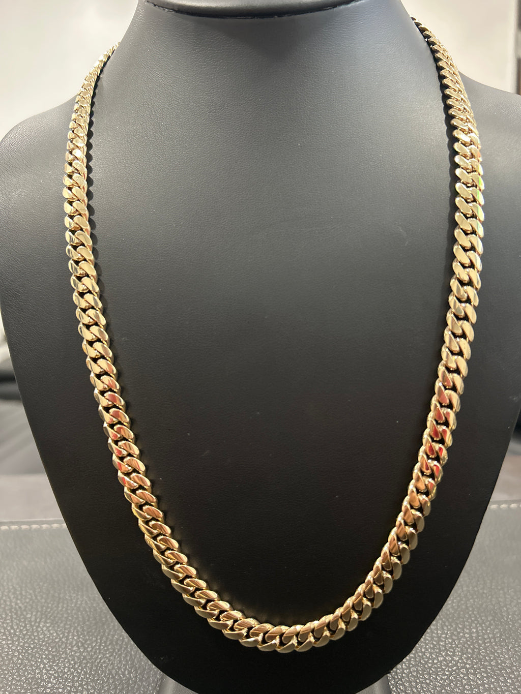 Miami Cuban necklace