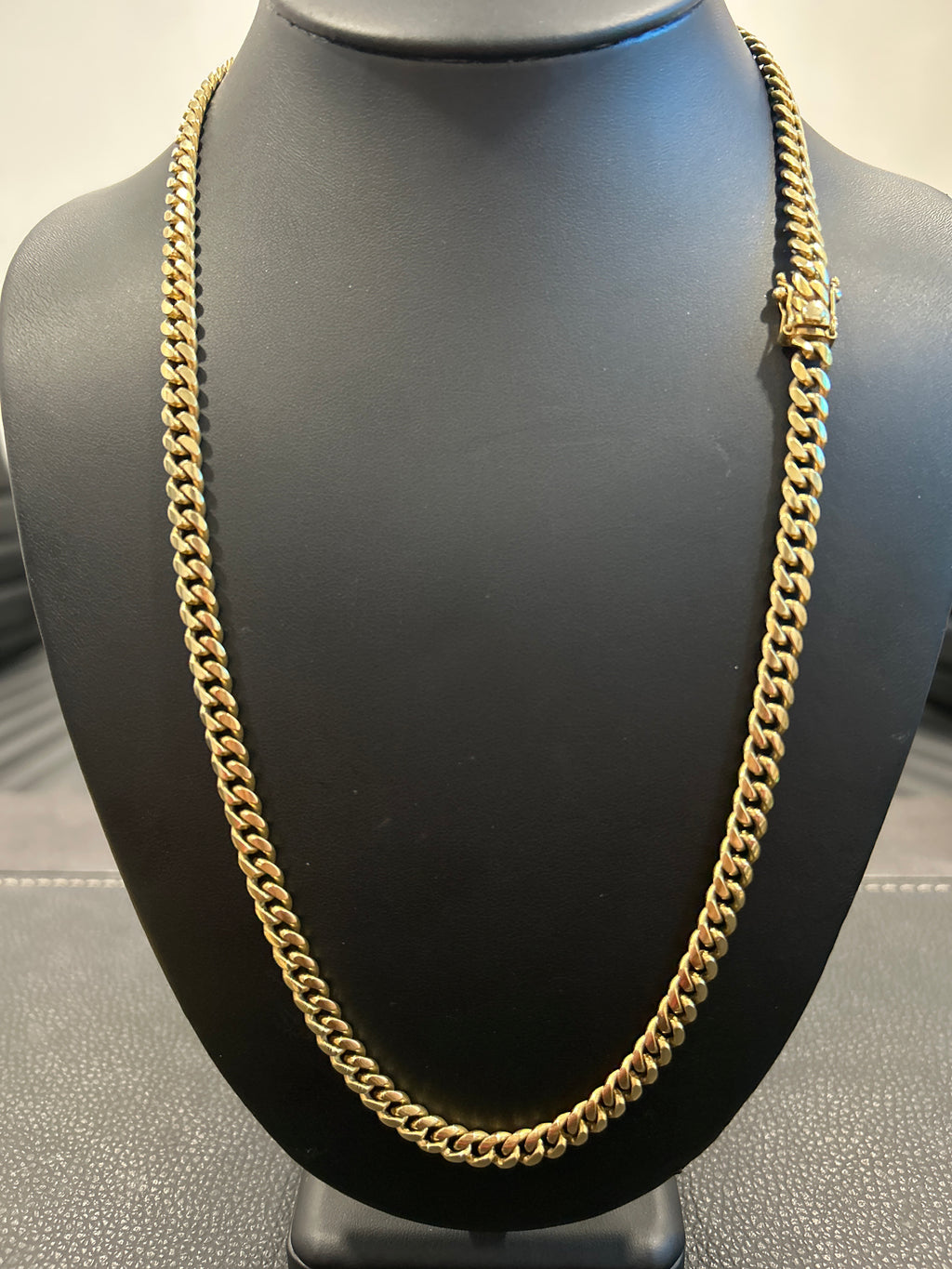 Cubanlink necklace 10k gold