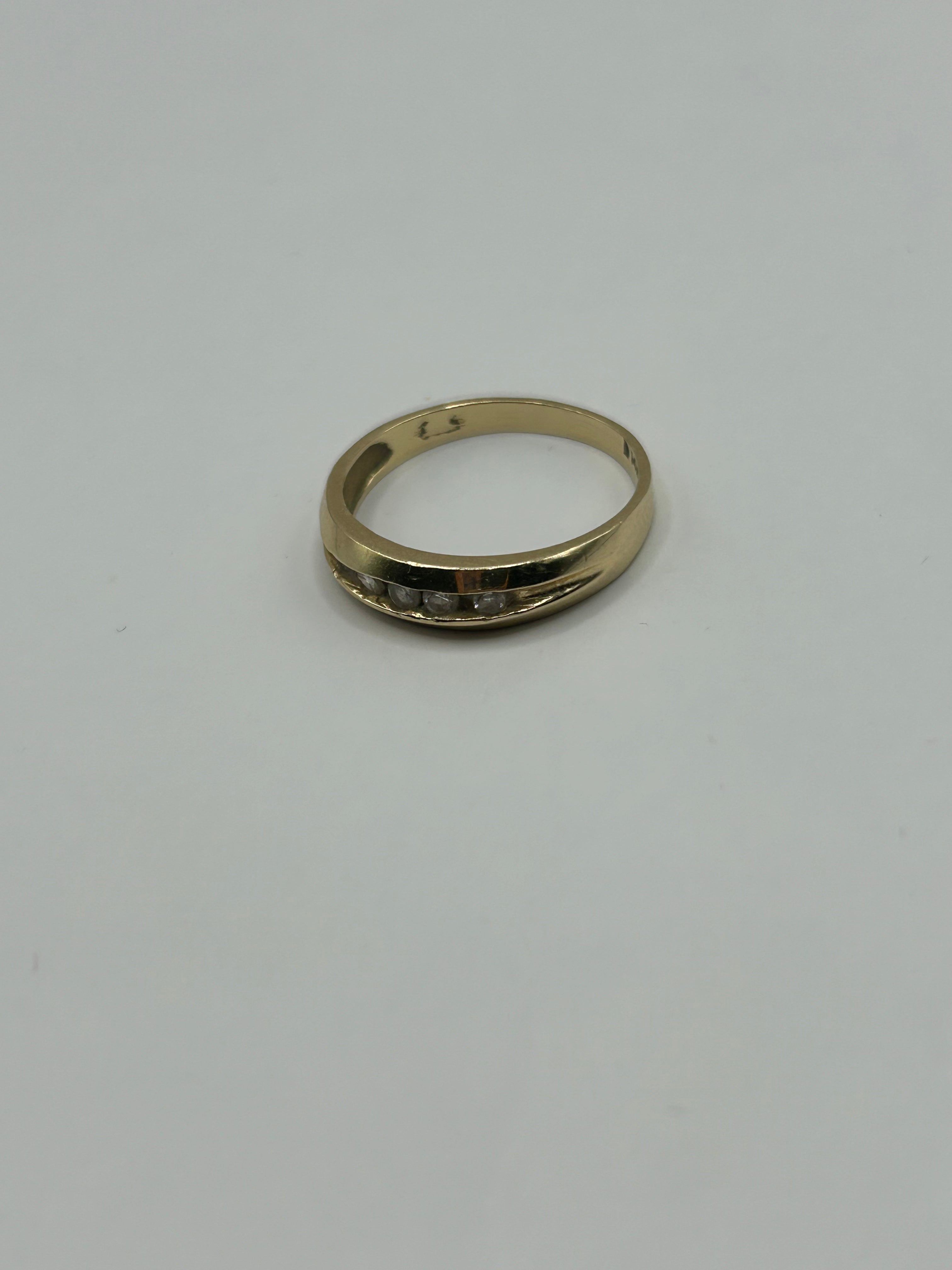 14k women’s ring